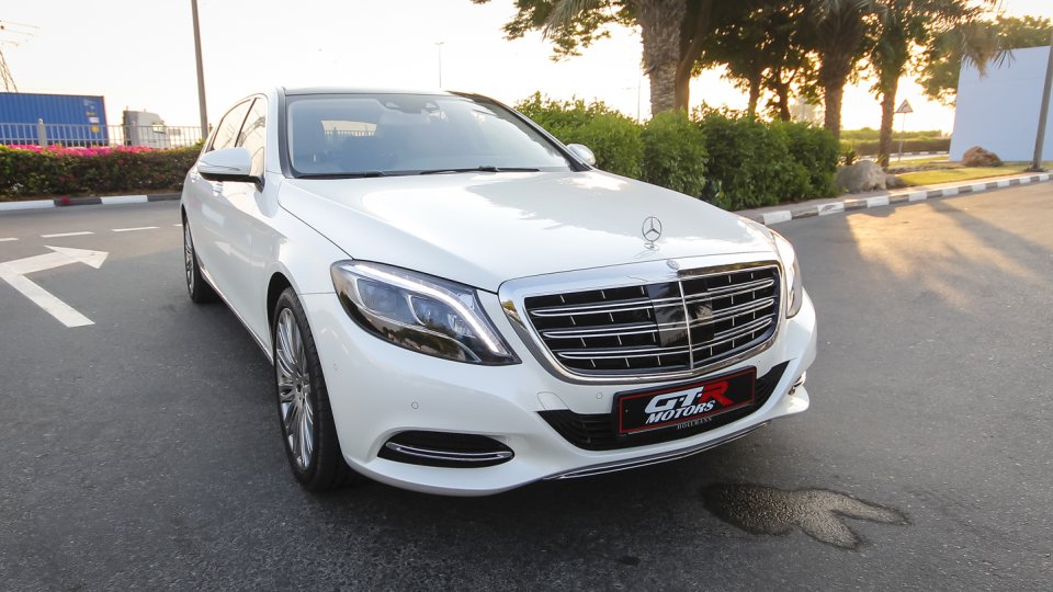 Merecedes-Benz Maybach S 500 di Banderol Seharga Rp 5,9 Miliar
