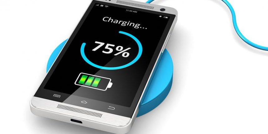 01-wireless-charging-of-smartphon