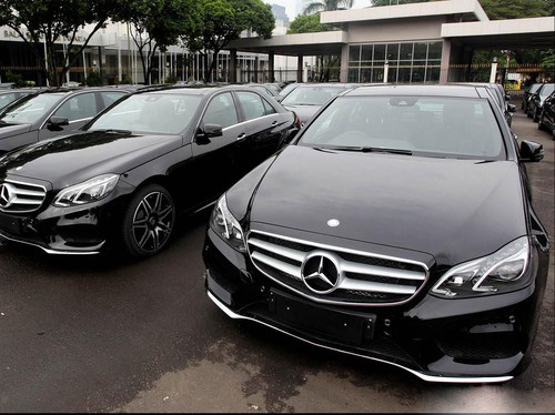 01-Mercede-Benz