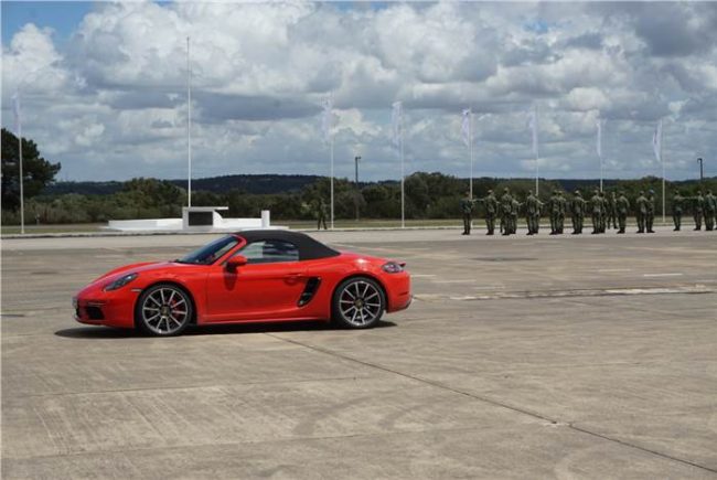 porche-kaca-film-kaca-film-mobil