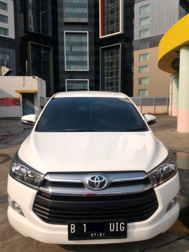 Iceberg Window Films di Kendaraan Toyota Innova.