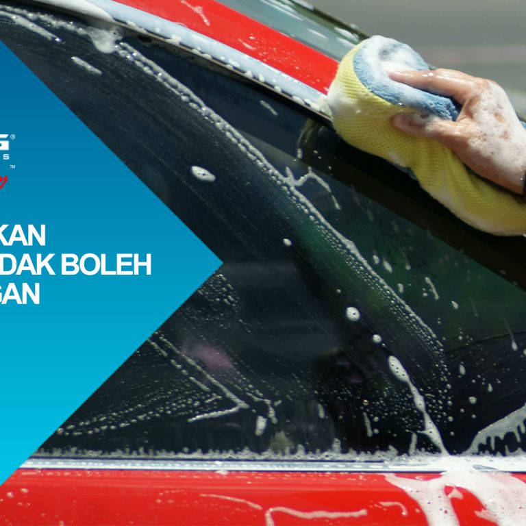 membersihkan kaca film